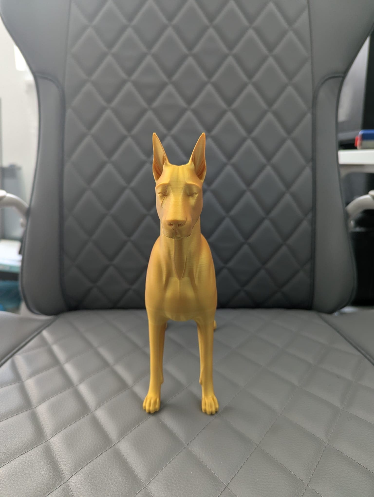 25cm Height Golden dog display piece 2